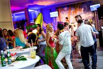 WBE Noc hawajska (27)