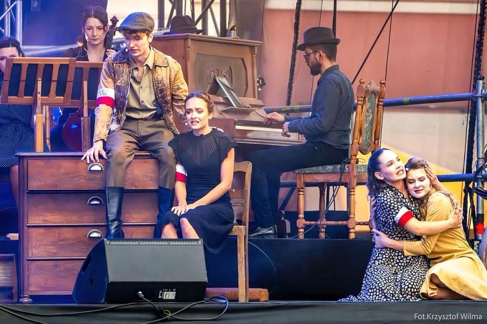 Wbe Widowisko Godzina W Obrazach 05