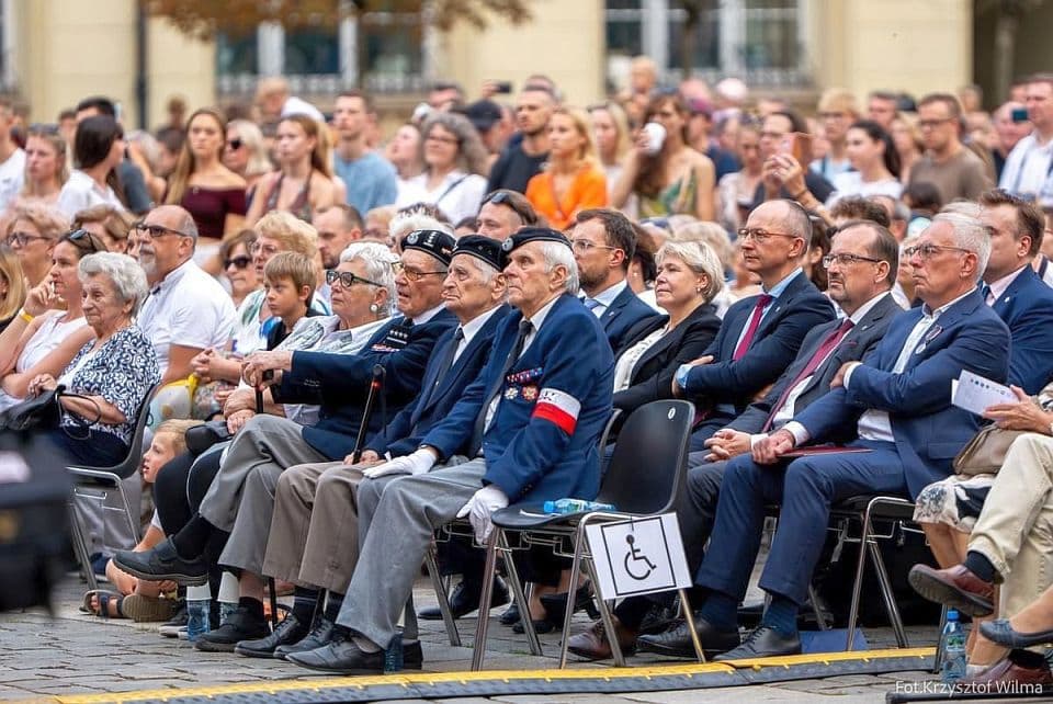 Wbe Widowisko Godzina W Obrazach 06