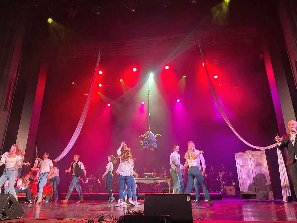 Wbe Charytatywny Koncert Budujemy Dom Pod Drzewem 05